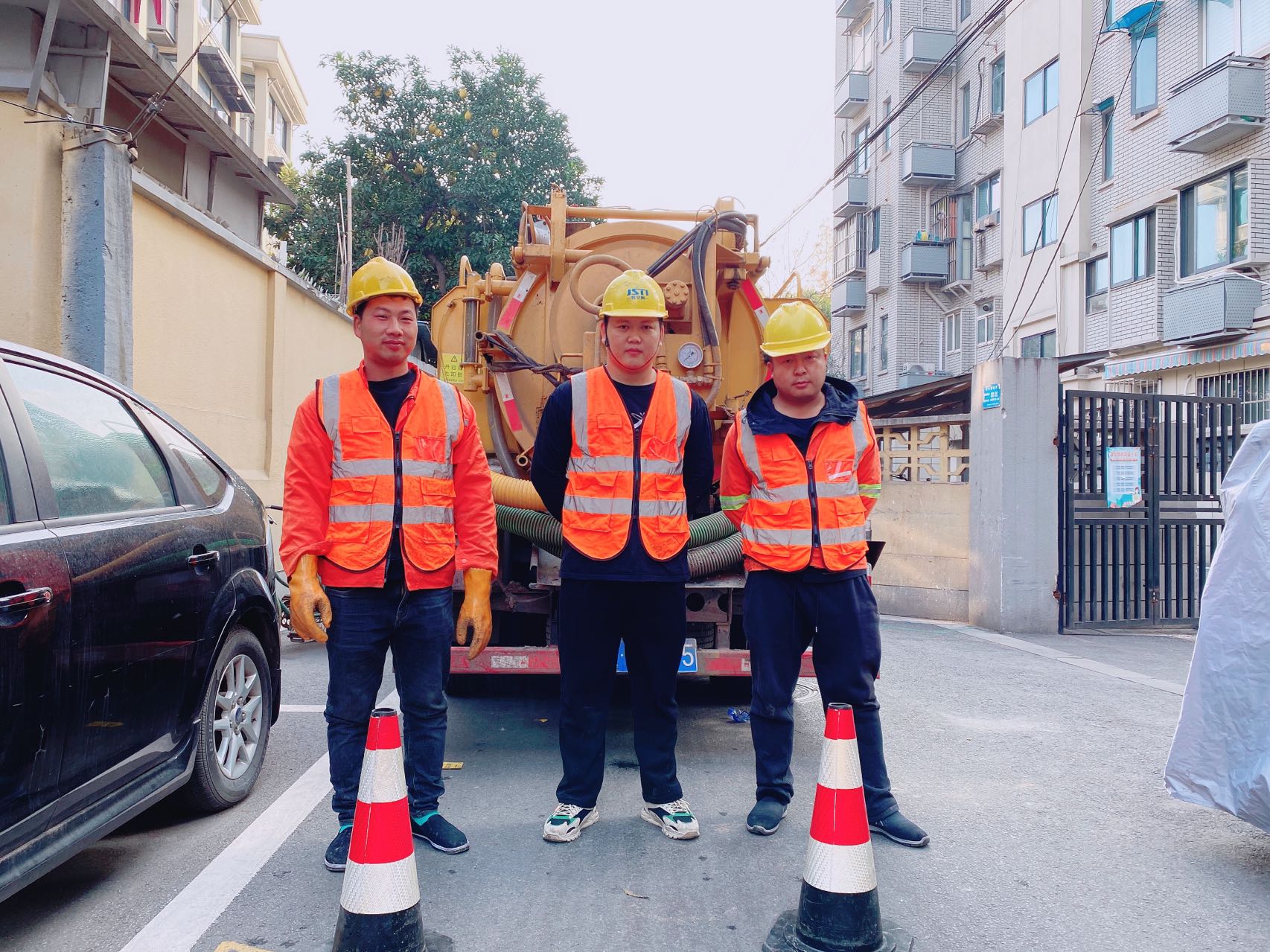 玄武区南京某小区管道清淤检测施工